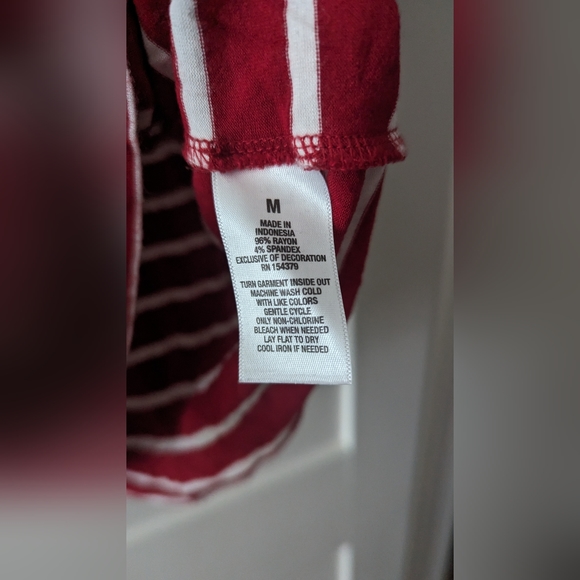 Aeropostale Women's Baby T - Picture 4 of 6